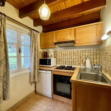 Сasa de vacaciones Maison En Forêt Avec Terrasse, Jeux Pour Enfants Et Cheminée, Près Du Pic Du Lizieux Et Du Bleu - Fr-1-582-235 Araules