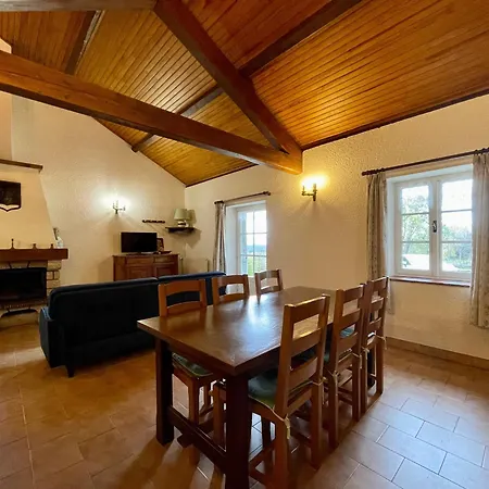 Holiday home Maison En Foret Avec Terrasse, Jeux Pour Enfants Et Cheminee, Pres Du Pic Du Lizieux Et Du Bleu - Fr-1-582-235